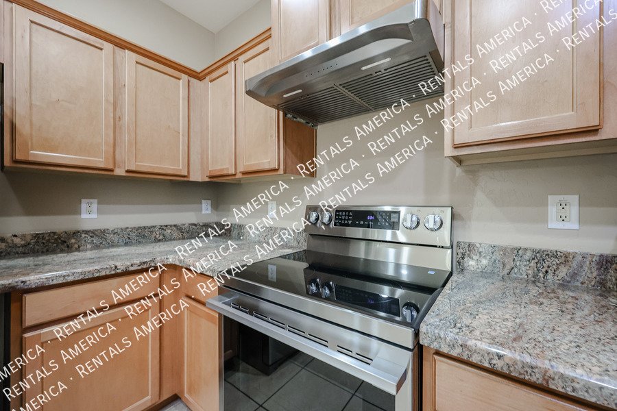 MOVE IN SPECIAL!!!!!Beautiful 3 Bedroom in Glendale! property image