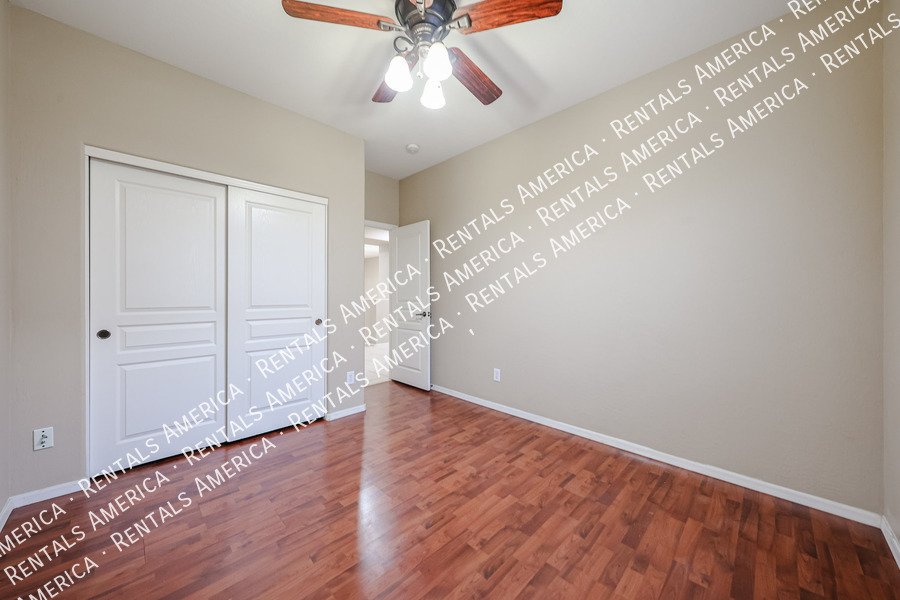 MOVE IN SPECIAL!!!!!Beautiful 3 Bedroom in Glendale! property image