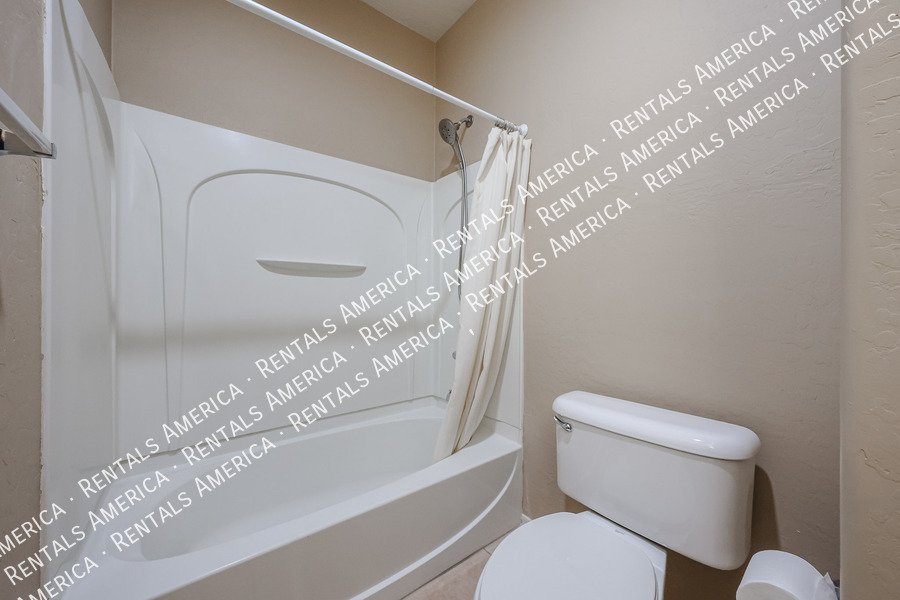 MOVE IN SPECIAL!!!!!Beautiful 3 Bedroom in Glendale! property image