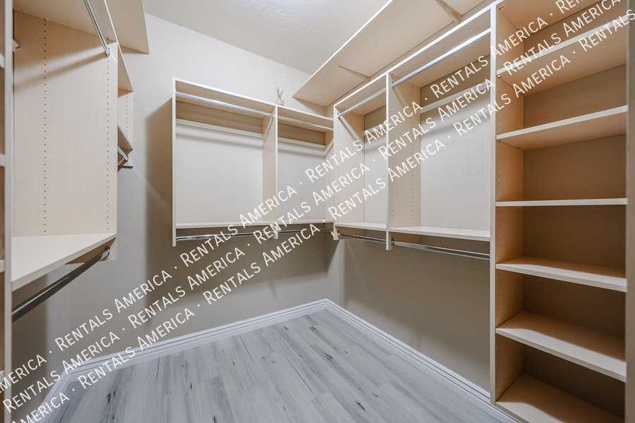MOVE IN SPECIAL!!!!!Beautiful 3 Bedroom in Glendale! property image