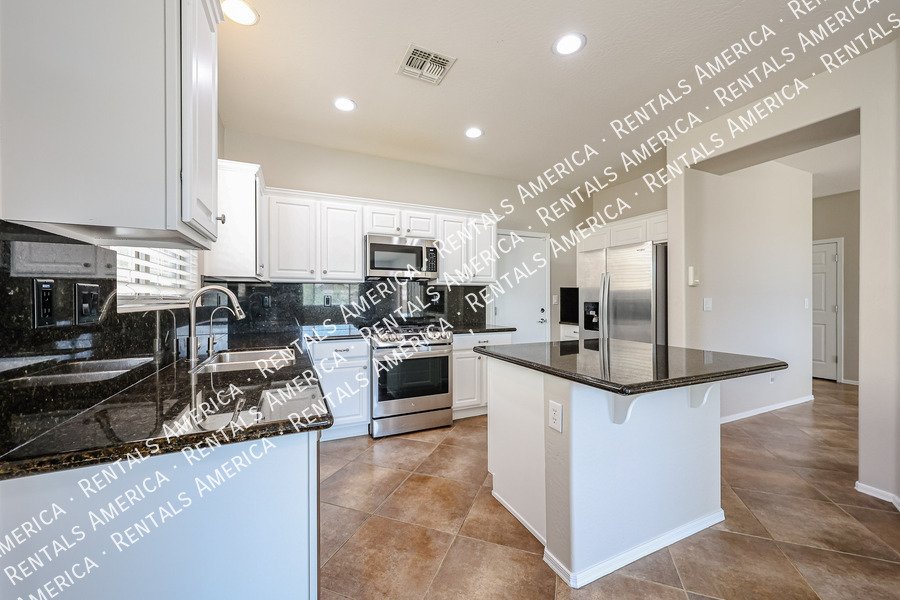 Beautiful 4-Bedroom Home with Mountain Views in Anthem property image