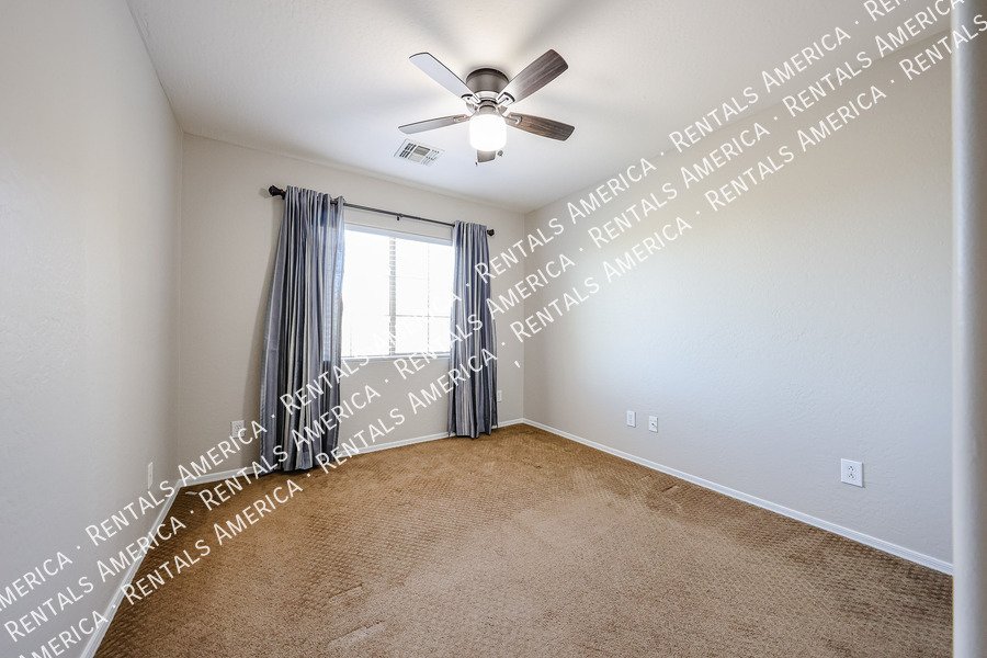 Beautiful 4-Bedroom Home with Mountain Views in Anthem property image
