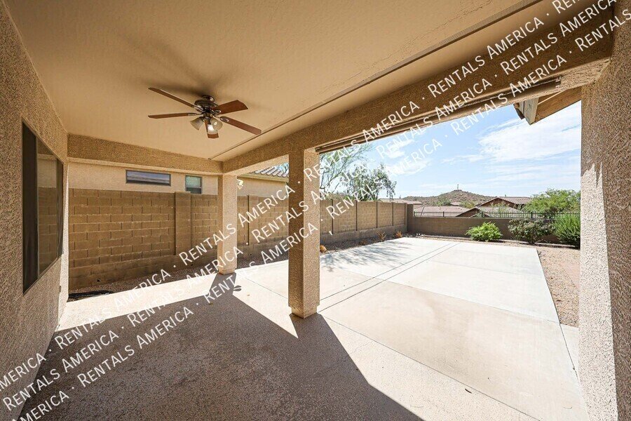 Beautiful 4-Bedroom Home with Mountain Views in Anthem property image