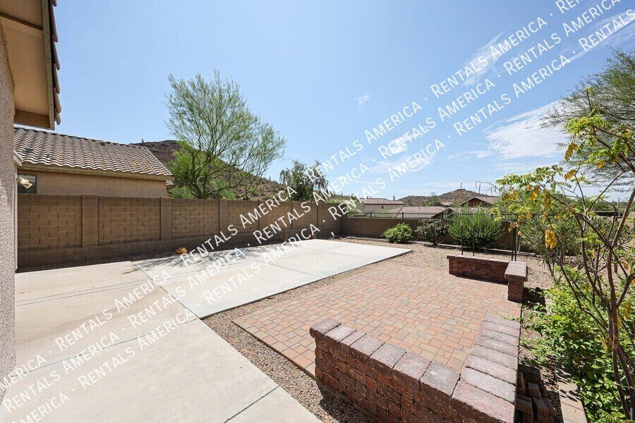 Beautiful 4-Bedroom Home with Mountain Views in Anthem property image