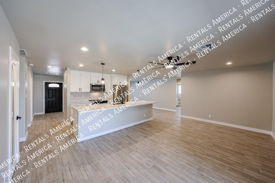 Stunning South Mountain View Home ? Fully Renovated & Move-In Ready property image