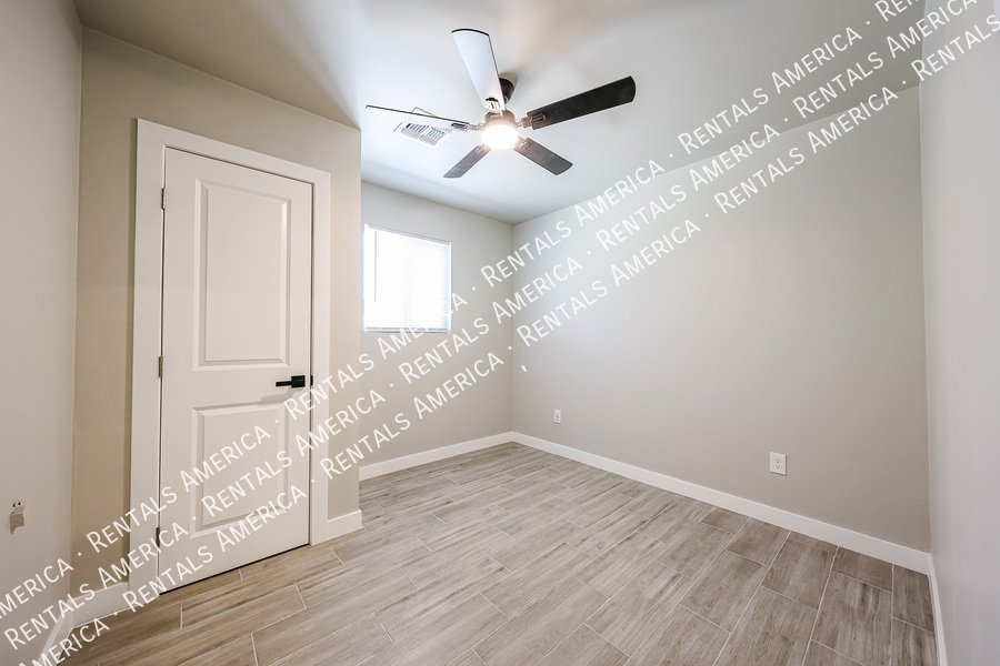 Stunning South Mountain View Home ? Fully Renovated & Move-In Ready property image