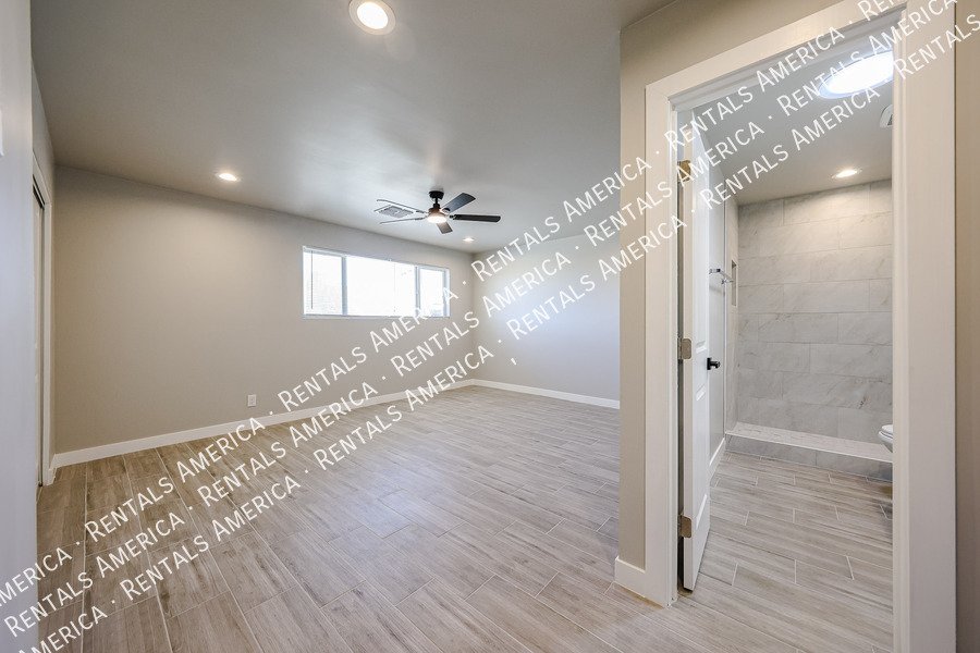 Stunning South Mountain View Home ? Fully Renovated & Move-In Ready property image