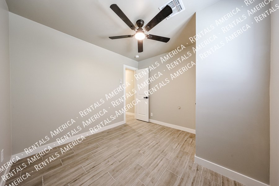 Stunning South Mountain View Home ? Fully Renovated & Move-In Ready property image