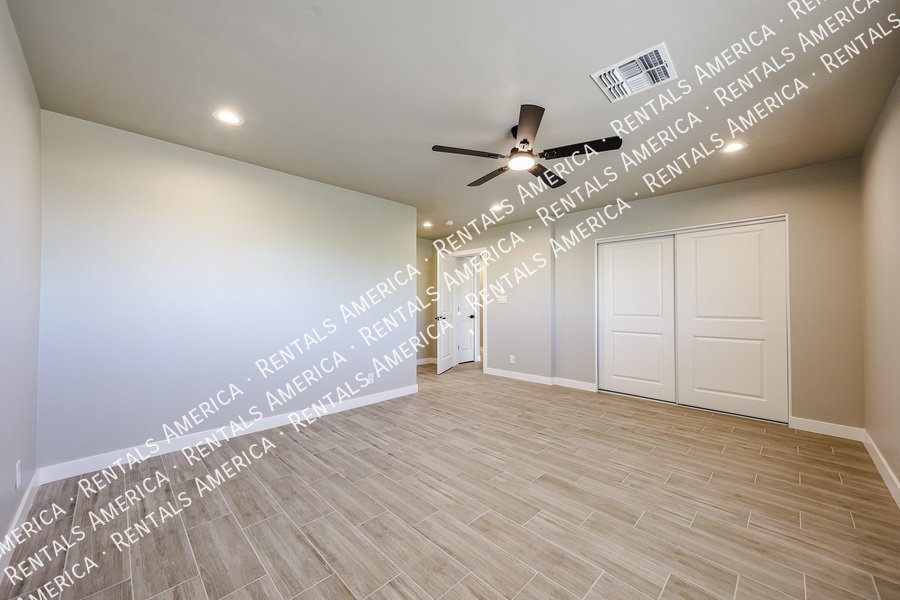 Stunning South Mountain View Home ? Fully Renovated & Move-In Ready property image