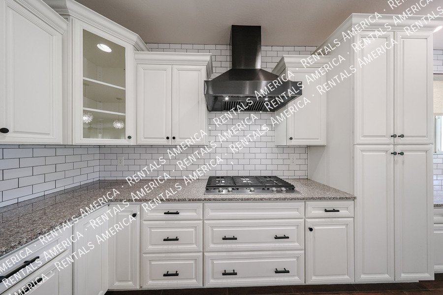Resort-Style Living in the Highly Desirable Bridges at Gilbert! property image