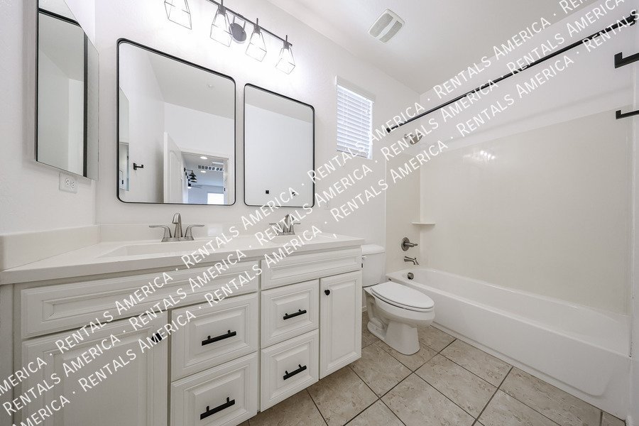 Resort-Style Living in the Highly Desirable Bridges at Gilbert! property image