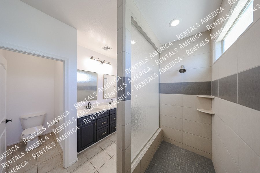 Resort-Style Living in the Highly Desirable Bridges at Gilbert! property image