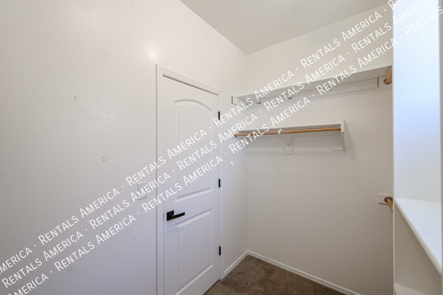 Resort-Style Living in the Highly Desirable Bridges at Gilbert! property image