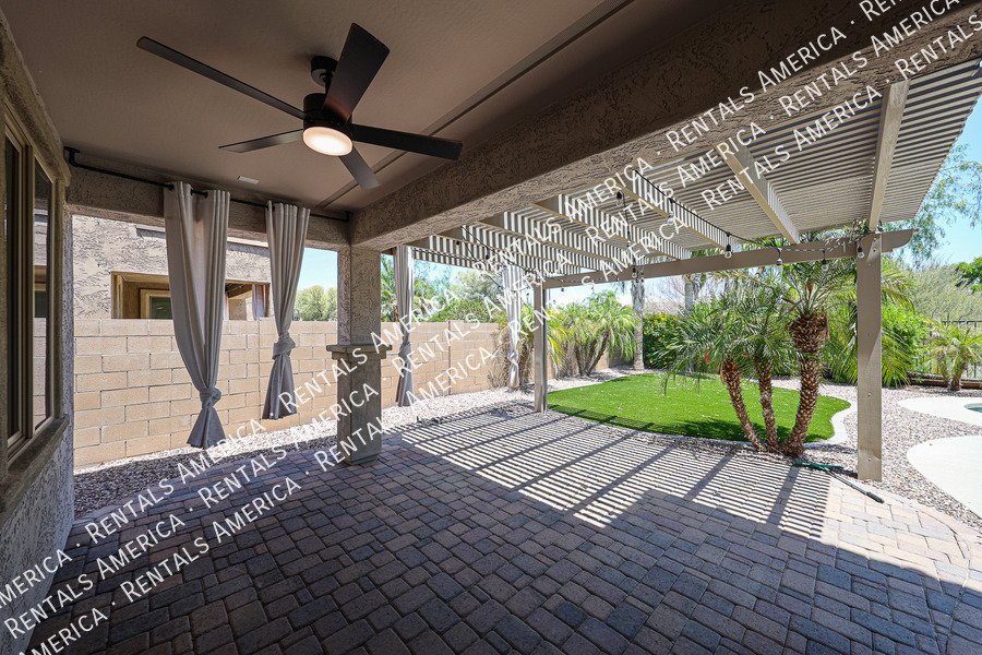 Resort-Style Living in the Highly Desirable Bridges at Gilbert! property image