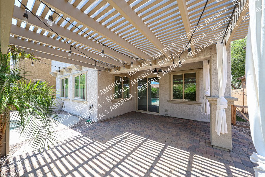 Resort-Style Living in the Highly Desirable Bridges at Gilbert! property image