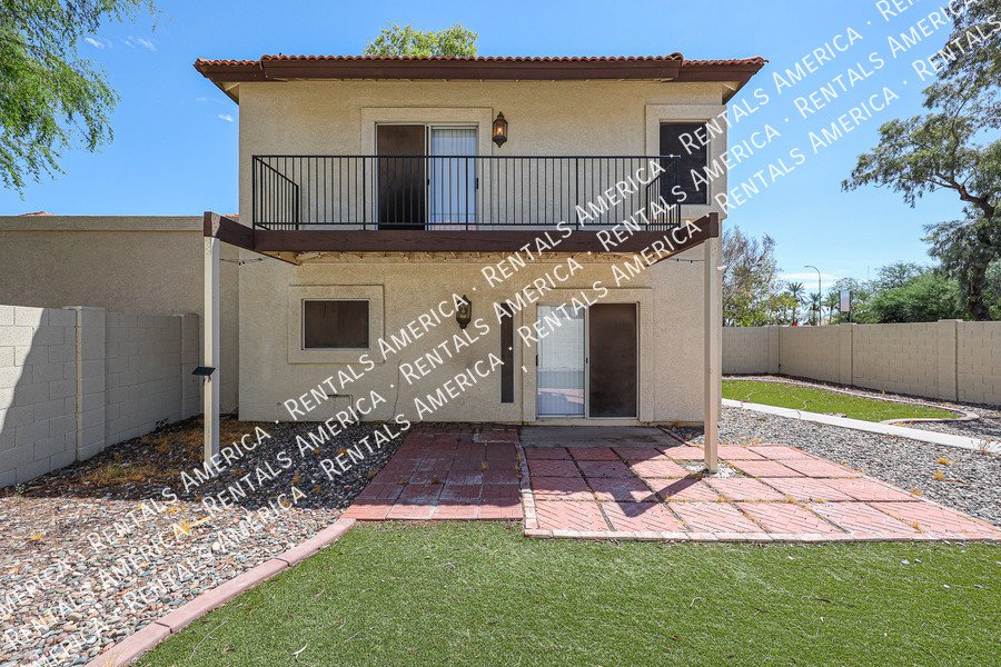 SPACIOUS VILLA W/ AMAZING VIEWS @POINTE SOUTH MOUNTAIN! property image