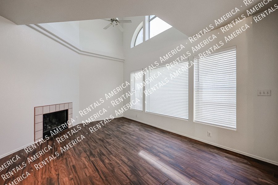 SPACIOUS VILLA W/ AMAZING VIEWS @POINTE SOUTH MOUNTAIN! property image