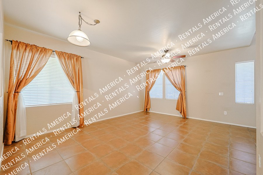SOLAR PANELS property image