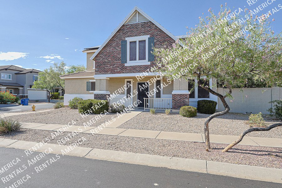 SOLAR PANELS property image
