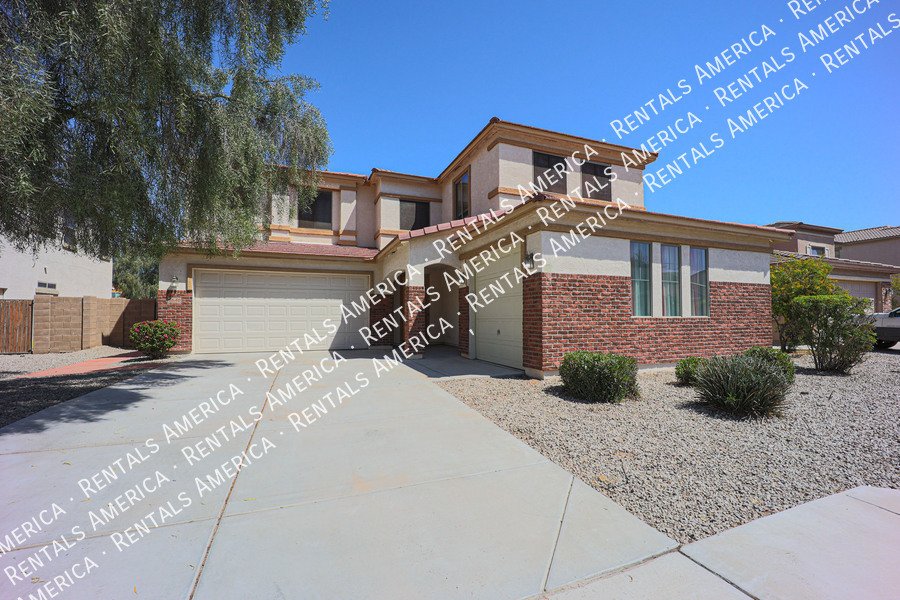 Ready for Immediate Move-In! New Carpet and Dishwasher property image