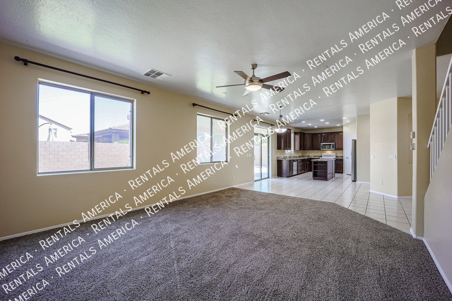 Ready for Immediate Move-In! New Carpet and Dishwasher property image