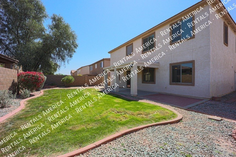 Ready for Immediate Move-In! New Carpet and Dishwasher property image