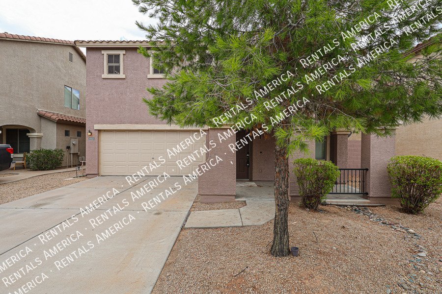 4 bedroom 2.5 bath home in Gilbert property image