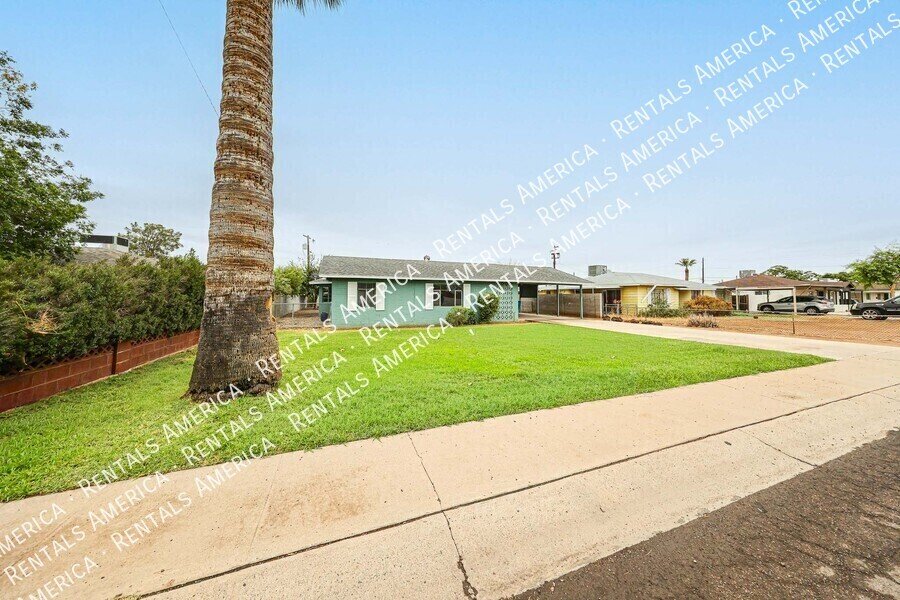 Charming Single Story 3 Bed Home in St. Gregory Nieghborhood property image