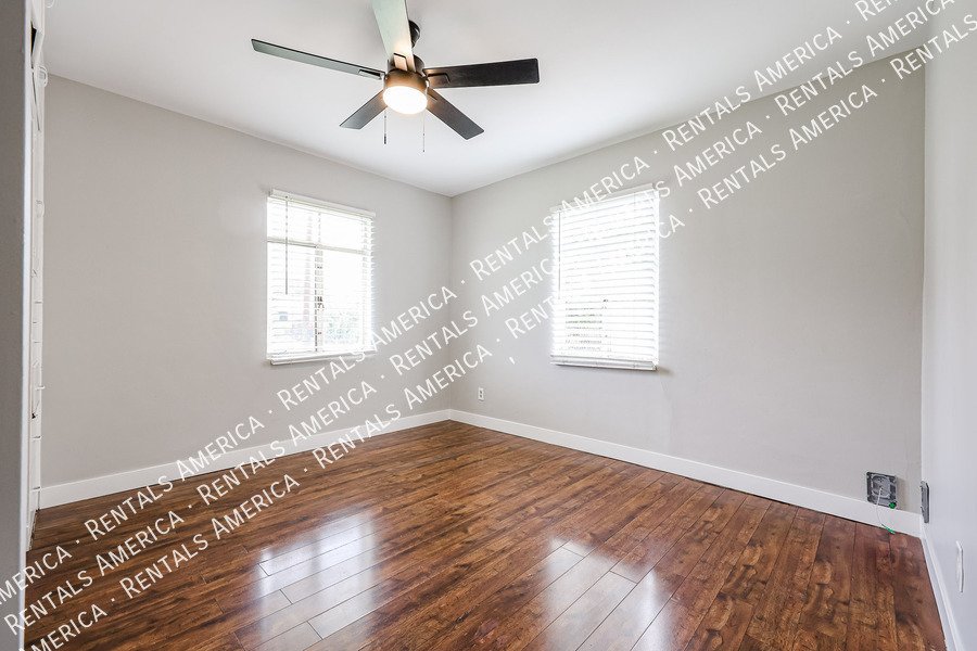 Charming Single Story 3 Bed Home in St. Gregory Nieghborhood property image