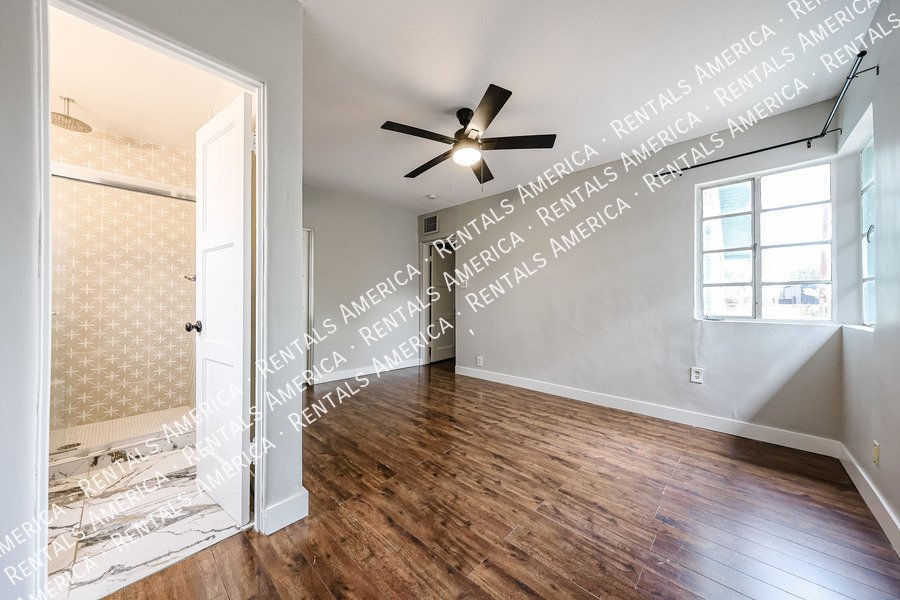 Charming Single Story 3 Bed Home in St. Gregory Nieghborhood property image