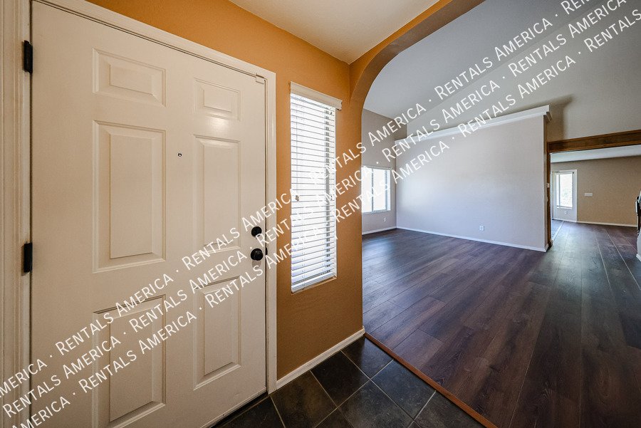 Beautiful 4 bdrm w/Pool in Florence property image