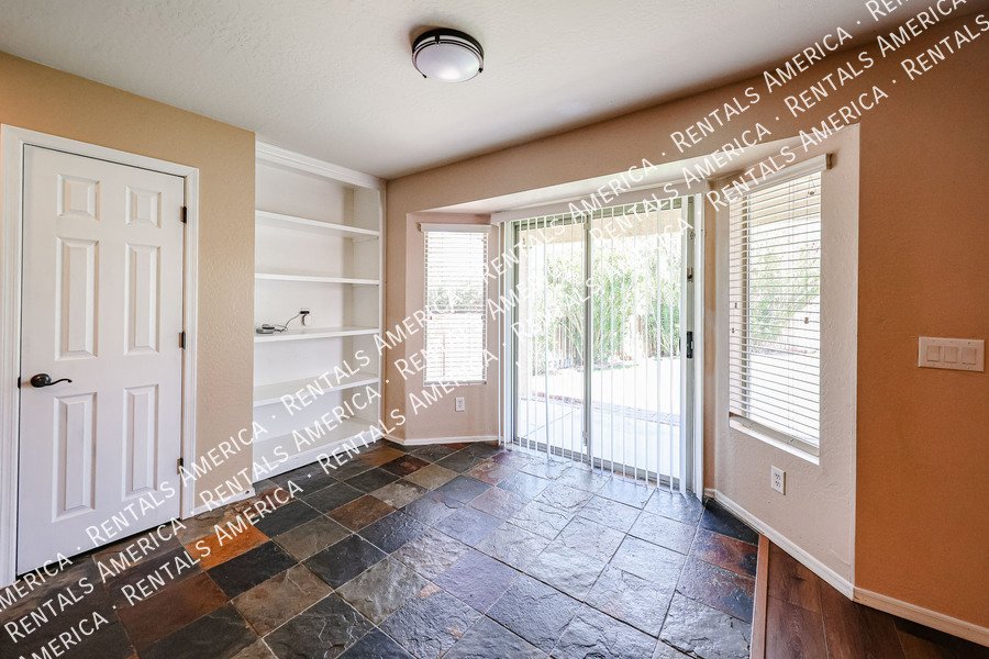 Beautiful 4 bdrm w/Pool in Florence property image