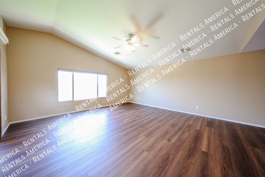 Beautiful 4 bdrm w/Pool in Florence property image