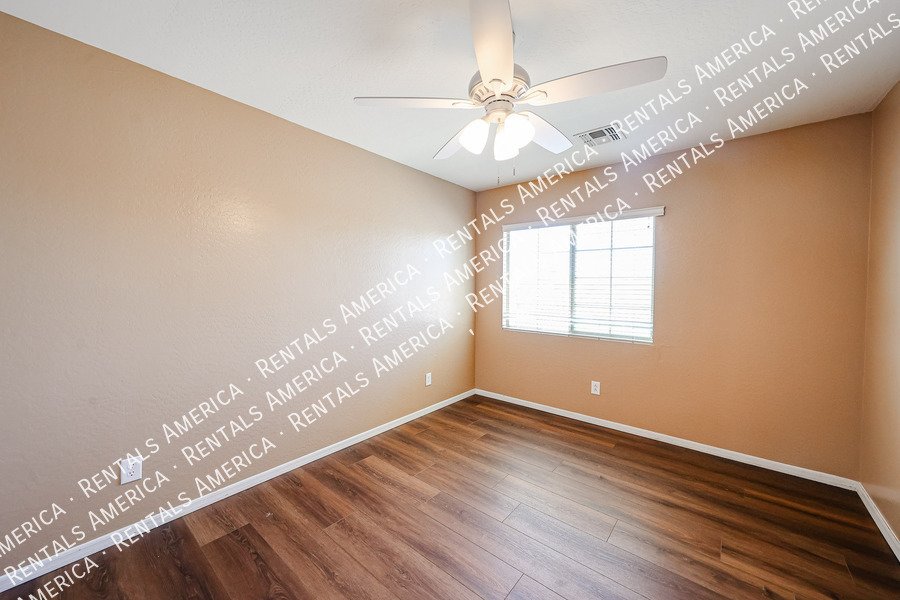 Beautiful 4 bdrm w/Pool in Florence property image