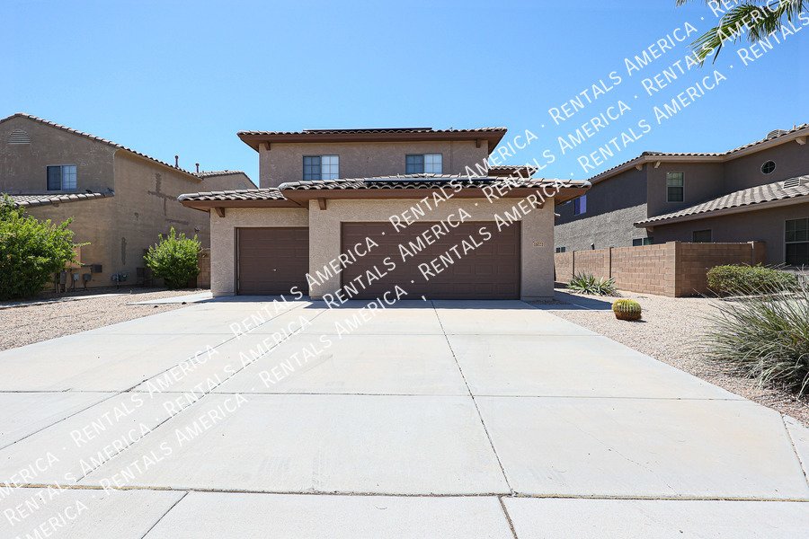 Gorgeous 4/2.5 w/ Den + Loft + Pool in Surprise!! property image