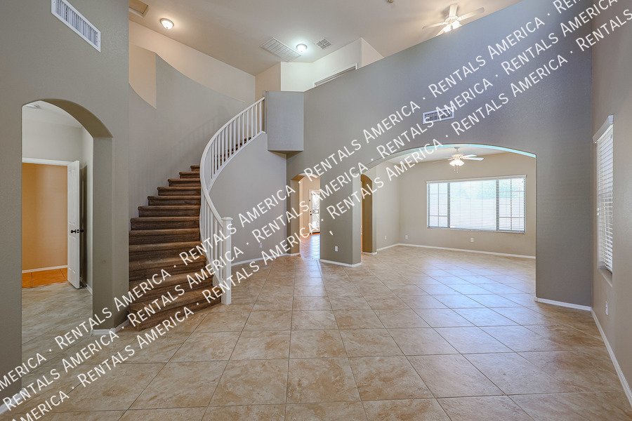 Gorgeous 4/2.5 w/ Den + Loft + Pool in Surprise!! property image