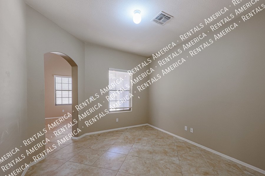 Gorgeous 4/2.5 w/ Den + Loft + Pool in Surprise!! property image