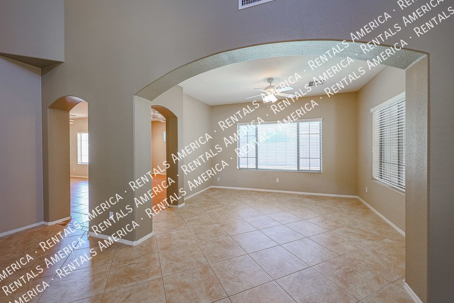 Gorgeous 4/2.5 w/ Den + Loft + Pool in Surprise!! property image