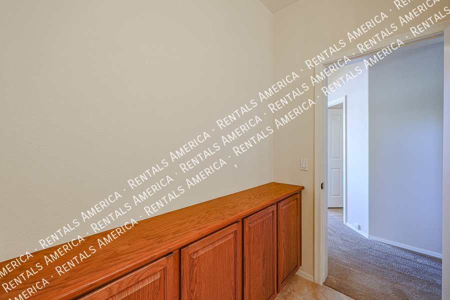 Gorgeous 4/2.5 w/ Den + Loft + Pool in Surprise!! property image