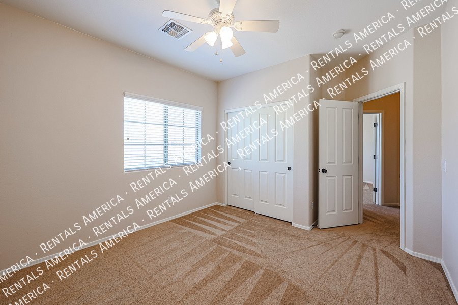 Gorgeous 4/2.5 w/ Den + Loft + Pool in Surprise!! property image
