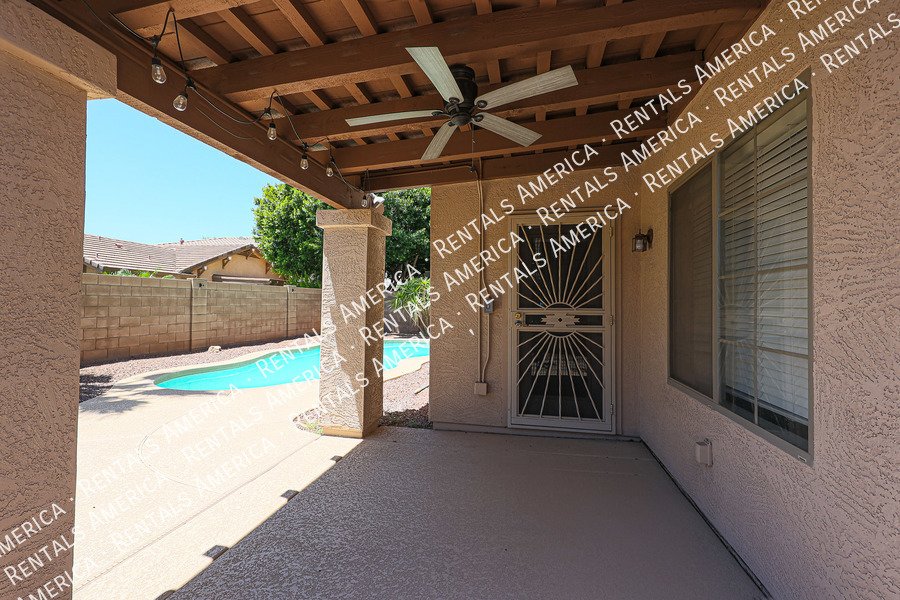 Gorgeous 4/2.5 w/ Den + Loft + Pool in Surprise!! property image
