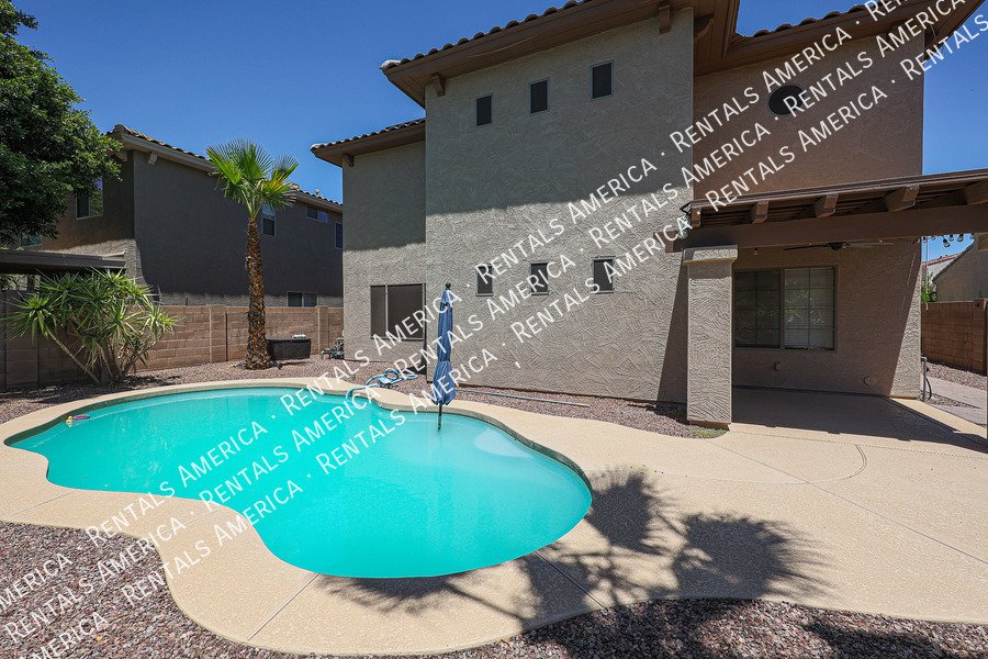 Gorgeous 4/2.5 w/ Den + Loft + Pool in Surprise!! property image