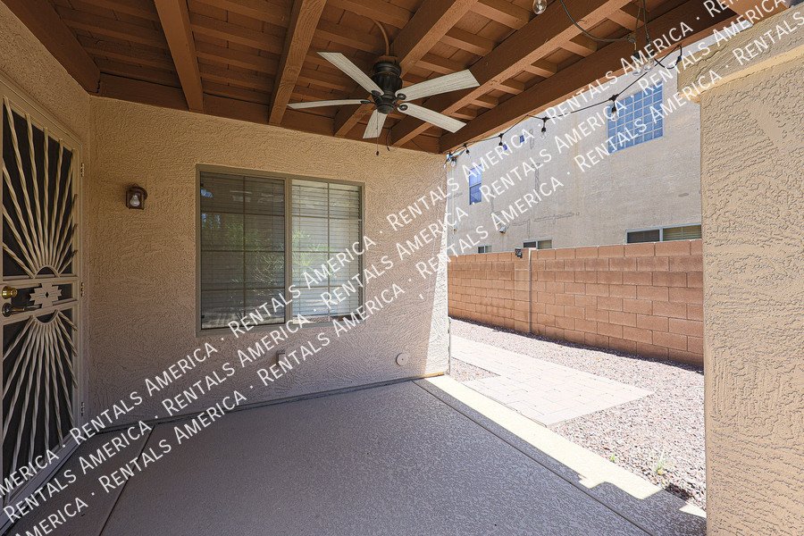 Gorgeous 4/2.5 w/ Den + Loft + Pool in Surprise!! property image