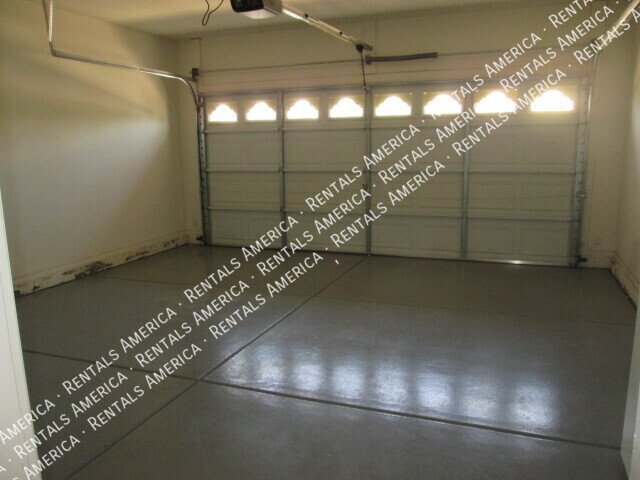 BEAUTIFUL RENTAL 3 BED 2 BATH HOME IN WIGWAM CREEK SOUTH property image