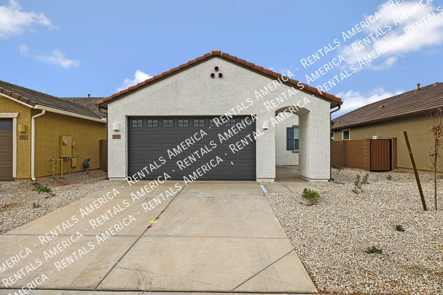 Beautiful and spacious 3 Bed/ 2 Bath in Glendale!! property image
