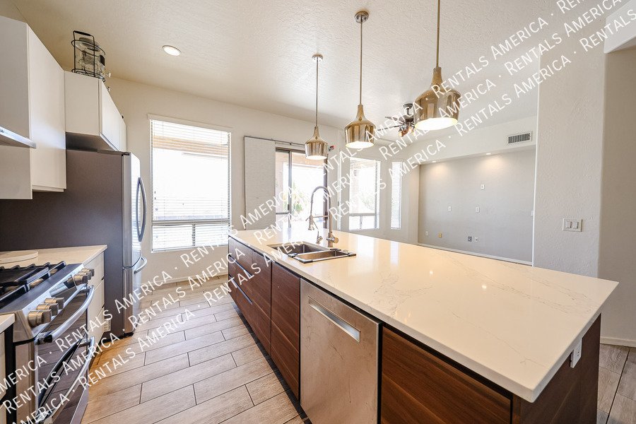 Mountain Gate at Las Sendas property image