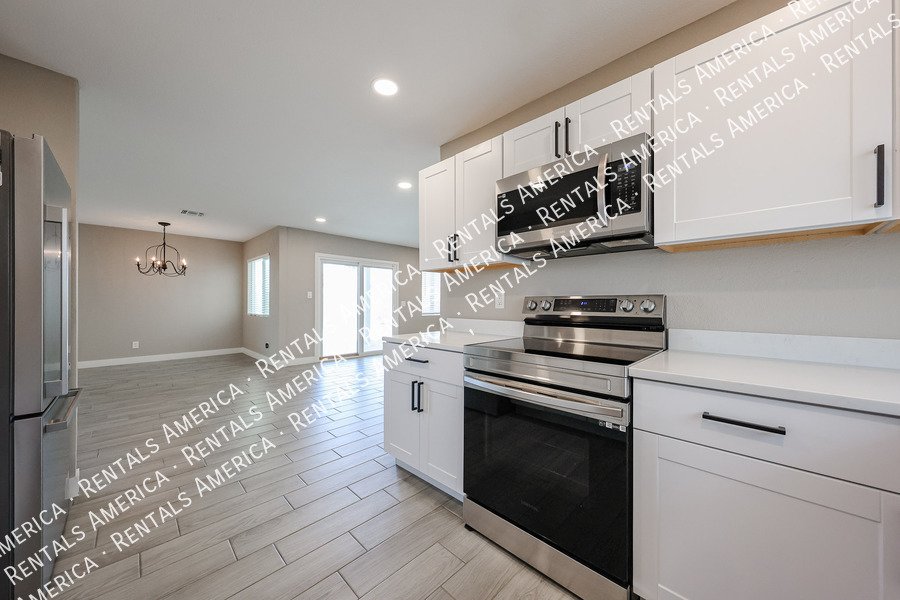Limited-Time Offer: Receive your last month's rent free! property image