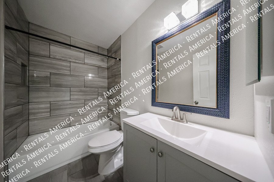 Limited-Time Offer: Receive your last month's rent free! property image