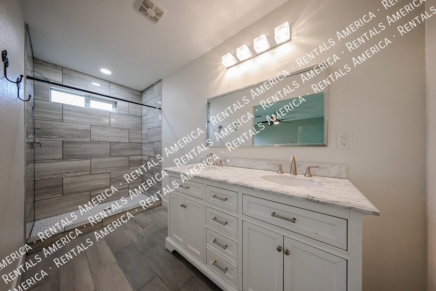 Limited-Time Offer: Receive your last month's rent free! property image