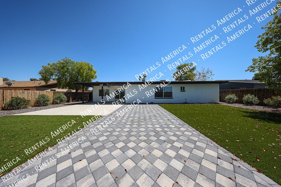 Limited-Time Offer: Receive your last month's rent free! property image